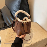 Crossbody Bags Women Shoulder Bag Casual Retro Plush Bag Versatile Plush Designer Bags Purse And Handbags Female Bags